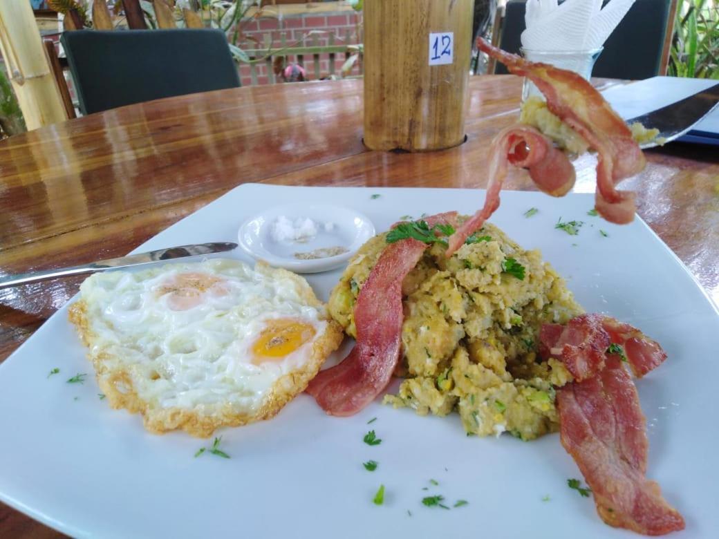 Hotel Bambu Canoa Εξωτερικό φωτογραφία